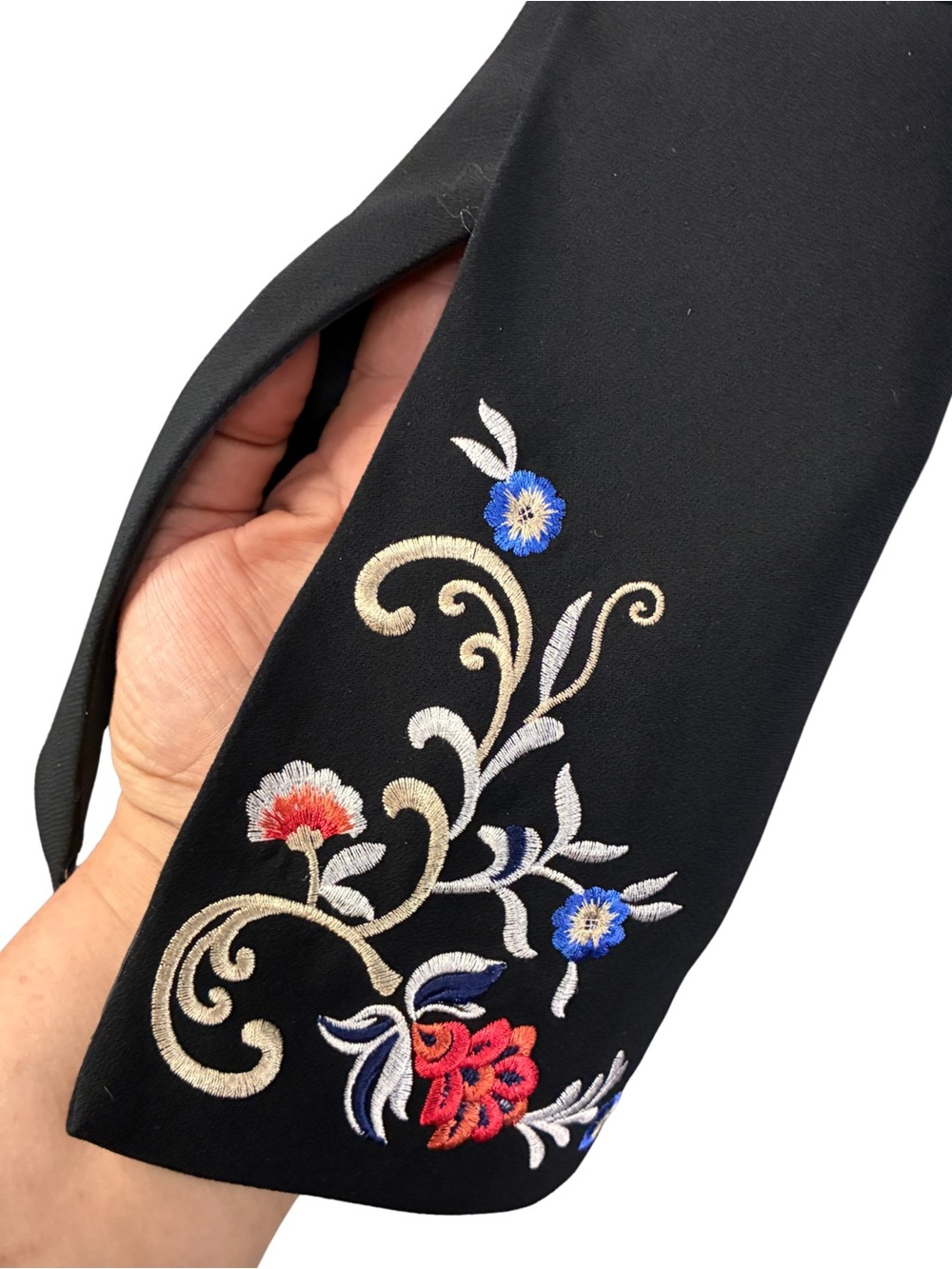 Tahari Black Embroidered Bell-Sleeve Blazer Jacket - Picture 2 of 4